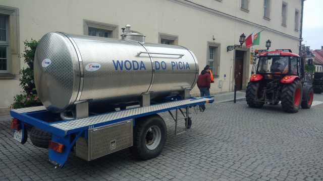 Problemy z wodą w Głogówku. Jest plan dostaw