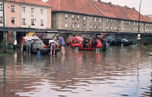Mija 26 lat od powodzi tysiąclecia. Mieszkańcy Opolszczyzny nigdy nie zapomną tej tragedii
