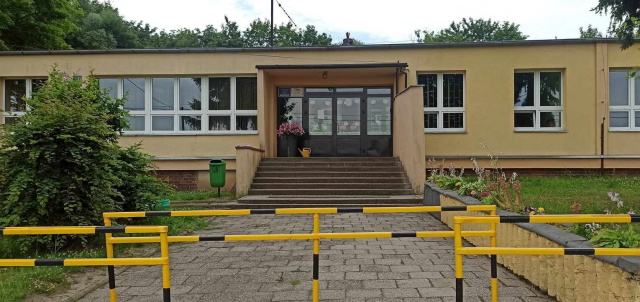 Wojewódzki Sąd Administracyjny w Opolu podtrzymał decyzję o dalszym funkcjonowaniu szkoły w Nowej Cerekwi