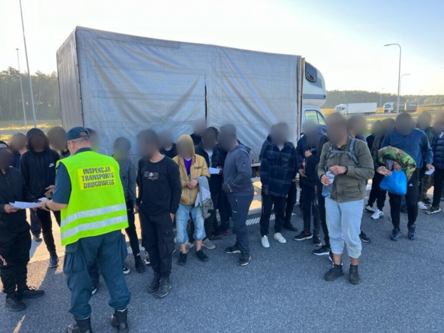 42 migrantów z Syrii zatrzymała inspekcja transportu drogowego