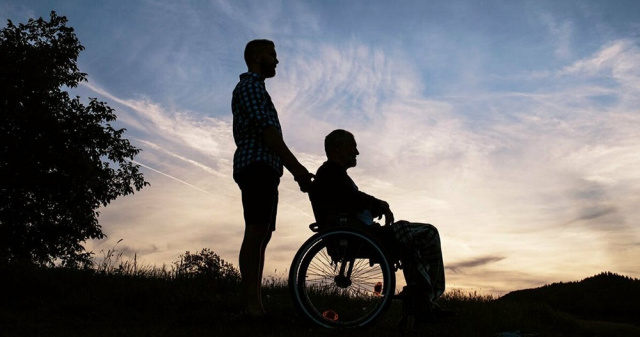 Niepełnosprawni z gminy Głuchołazy skorzystają z pomocy osobistego asystenta