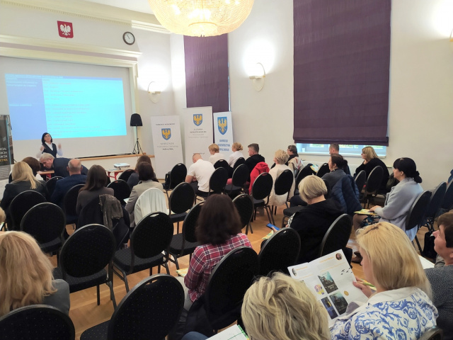 Bibliotekarze i nauczyciele dyskutowali w Opolu o formach promowania czytelnictwa