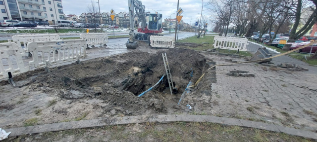 Wada materiałowa przyczyną awarii wodociągu w Opolu. Trwa usuwanie usterki i płukanie sieci