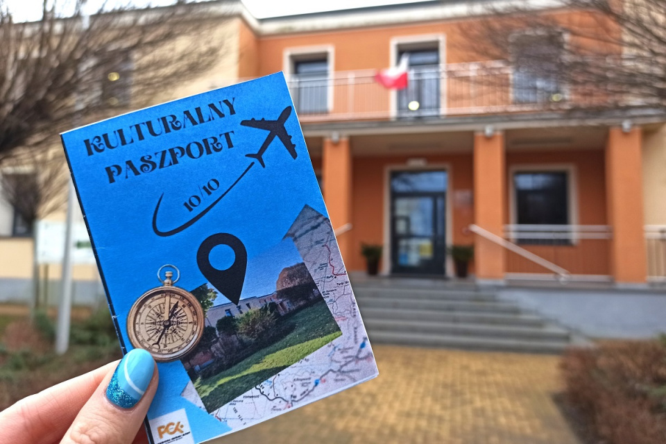 Kulturalny paszport ma miejsce na 10 pieczątek [fot. Joanna Gerlich]