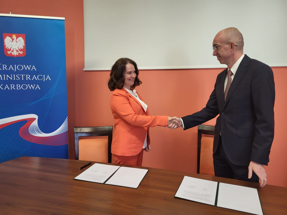 Podpisanie porozumienia o współpracy między KAS i Wydziałem Ekonomicznym UO [fot. Katarzyna Doros-Stachoń]