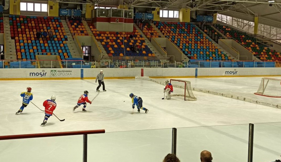 Turniej hokeja na lodzie w Opolu - [fot: Grzegorz Frankowski]