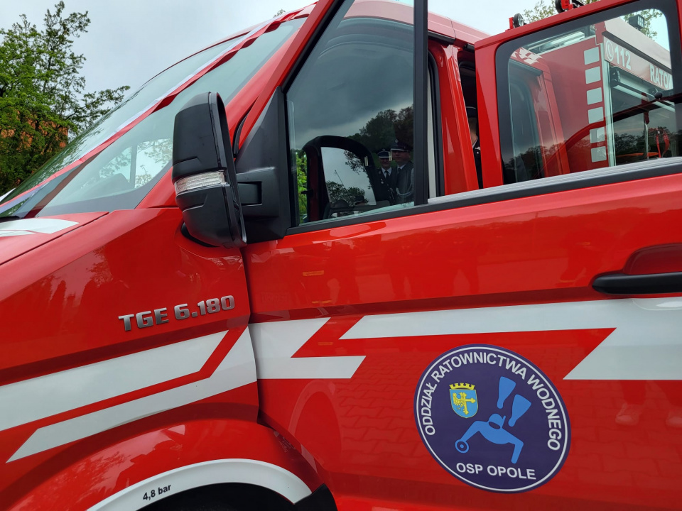 Nowy wóz pożarniczy dostosowany do ratownictwa na wyposażeniu OSP ORW [fot. Katarzyna Doros-Stachoń]