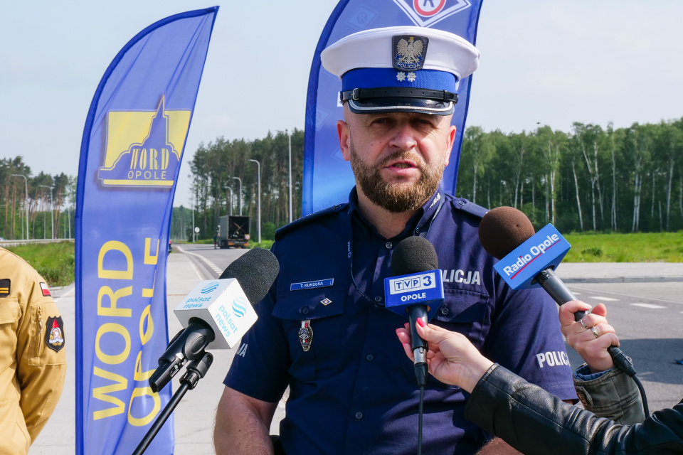 Policja, straż i GDDKiA razem dla poprawy bezpieczeństwa na DK 46 [fot. Adam Dubiński]