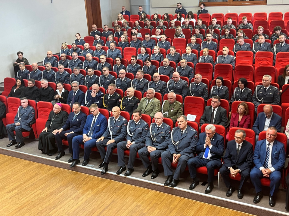 Ceremonia nadania sztandarów dla ZK w Strzelcach Opolskich i Głubczycach [fot. Jakub Biel]