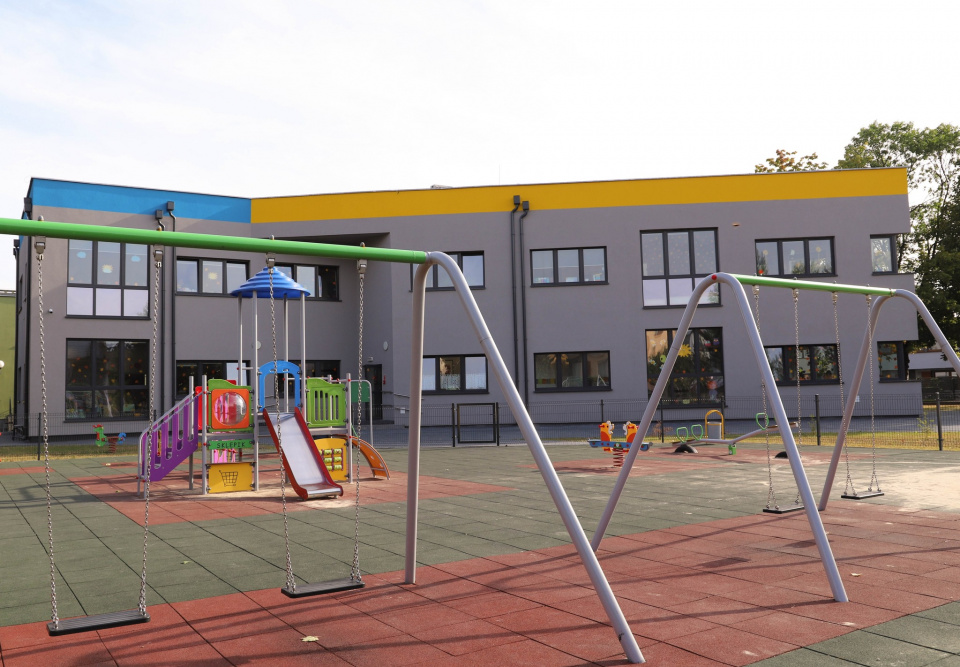 Otwarcie nowego budynku Publicznego Przedszkola nr 5 w Namysłowie [fot. Urząd Miejski w Namysłowie]