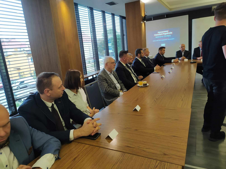 Marcin Ociepa zaprezentował honorowy komitet poparcia fot. Witold Wośtak
