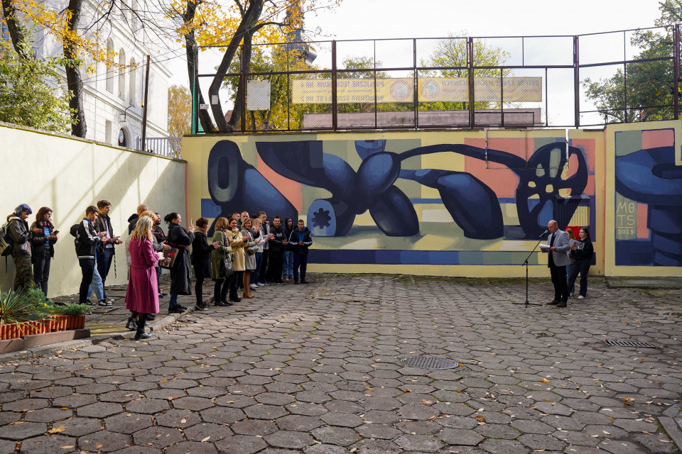 Odsłonięcie muralu projektu „Street art. W opolskie start” [fot. Jarosław Madzia]