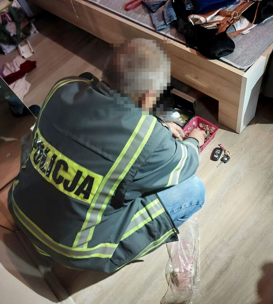 Opolska policja zatrzymała dwóch podejrzanych [fot. policja]