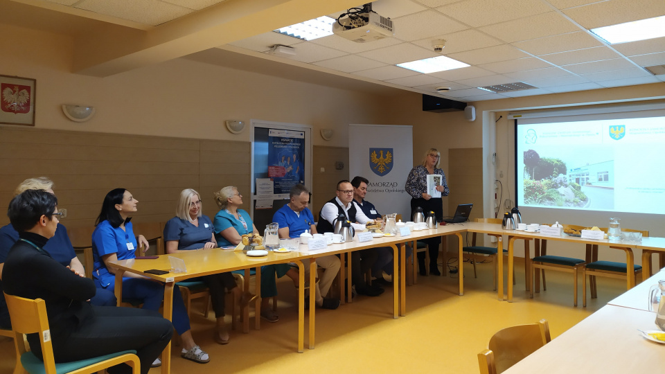 Wizyta delegacji z Iwano-Frankiwska w szpitalu ginekologiczno-położniczym w Opolu [fot. Anna Kurc]