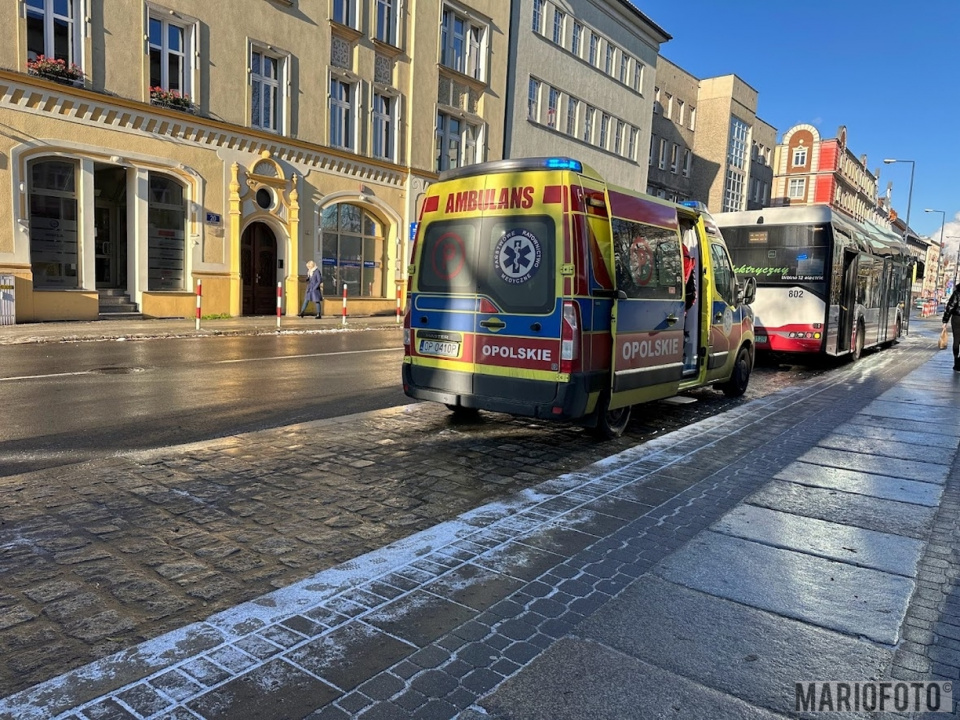 Wypadek w autobusie MZK w Opolu [fot. Mario]