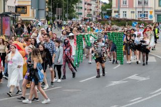 Żakinada przeszła przez Opole. Klucz do bram miasta odebrali studenci. [fot. Sławomir Mielnik]