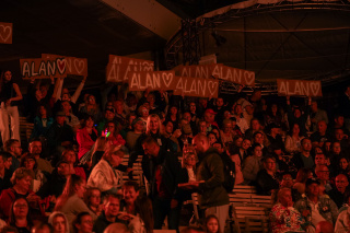 61. KFPP: Kuba Badach, koncert "Debiuty" [fot. Jarosław Madzia]