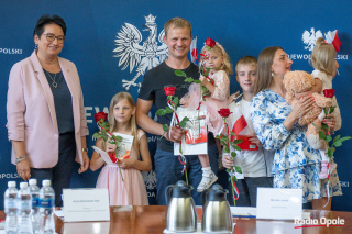 Uroczystość wręczenia aktów nabycia obywatelstwa polskiego [fot. Jędrzej Łuczak]