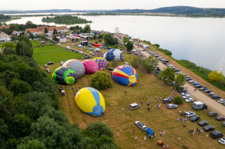 Trwa ostatnia tura zawodów X edycji Aeropikniku [fot. Marcin Boczek]