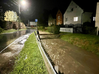 Mieszkańcy powiatu nyskiego pilnują domów [fot. Adam Dubiński]