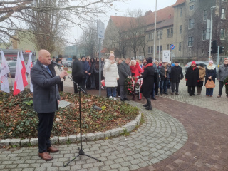 Opole, 43. rocznica wprowadzenia stanu wojennego w Polsce [fot. Witold Wośtak]