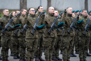 Przysięga wojskowa u opolskich logistyków [fot. Marcin Boczek]