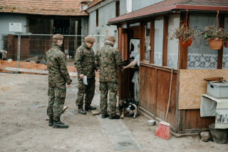 Akcja "Bezpieczna Zima dla Powodzian" [fot. archiwum 17. Opolskiej Brygady Obrony Terytorialnej]