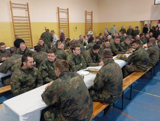 Żołnierze Bundeswehry wracaja do domu [fot. Adam Wołek]