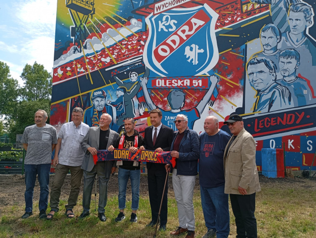 Efektowny mural Odry Opole przy Oleskiej. To inicjatywa kibiców klubu