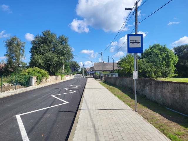 Nareszcie mamy porządną drogę. Można już bezpiecznie jeździć z Suchej do Rozmierki