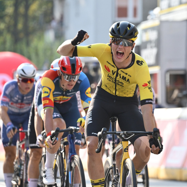 Olav Kooij ponownie wygrywa opolski etap Tour de Pologne. Świetny finisz w Prudniku [ZDJĘCIA]