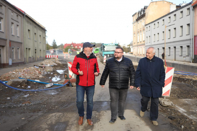 Marszałkowska pomoc dla gminy Głuchołazy. Pieniądze na sprzątanie