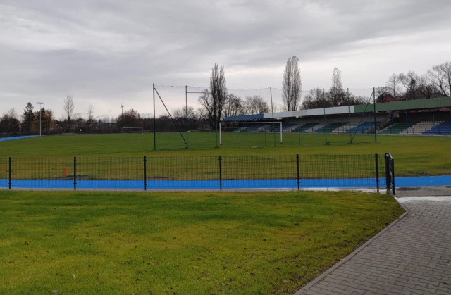 Stadion w Kietrzu prawie jak nowy. Kończy się modernizacja obiektu