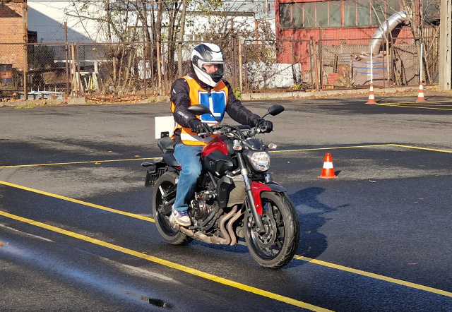 Pierwszy motocyklista już egzaminowany na ulicach Nysy