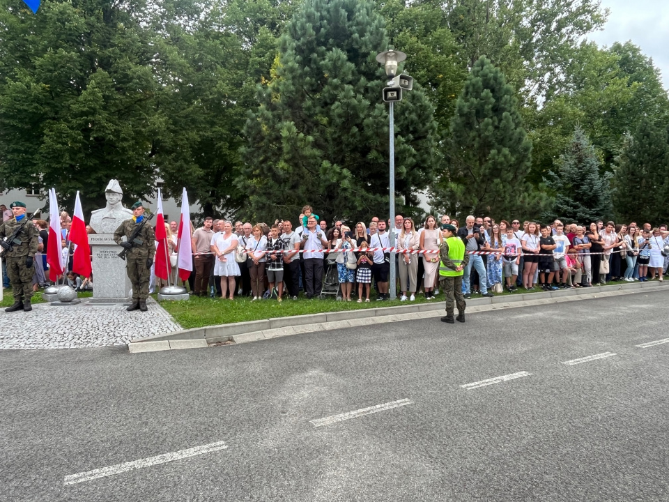 Elewi dobrowolnej zasadniczej służby wojskowej złożyli przysięgę [fot. Monika Matuszkiewicz]