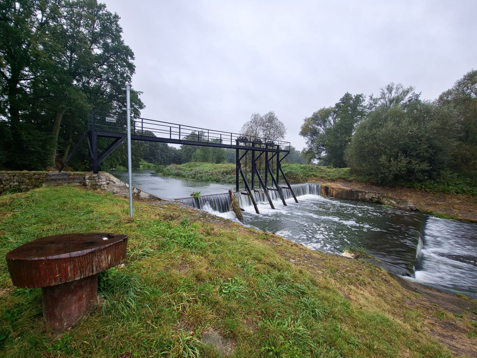 Rzeki i urządzenia hydrologiczne w powiecie krapkowickim fot. Rafał Bisowski KP PSP w Krapkowicach