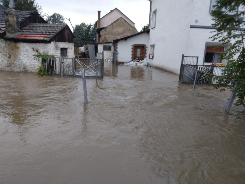 Podtopione Zawiszyce koło Głubczyc [fot. Foty Piotr Bicz/Dawid Chryczyk]