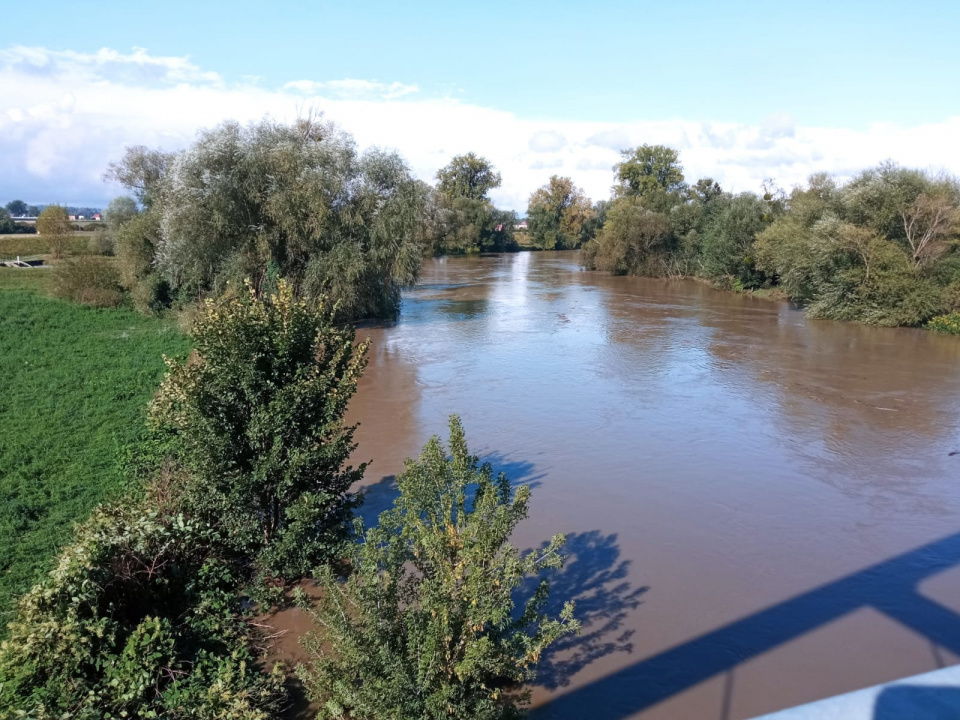 Pogotowie przeciwpowodziowe w Kęzierzynie-Koźlu fot. policja