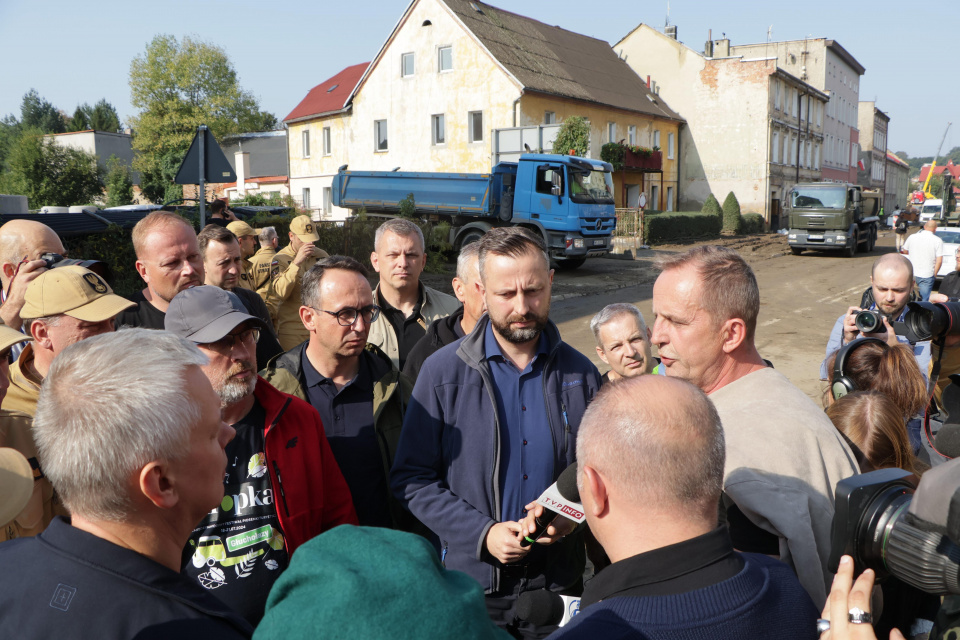 Władysław Kosiniak-Kamysz i Tomasz Siemoniak w Głuchołazach [fot. Sławomir Mielnik]