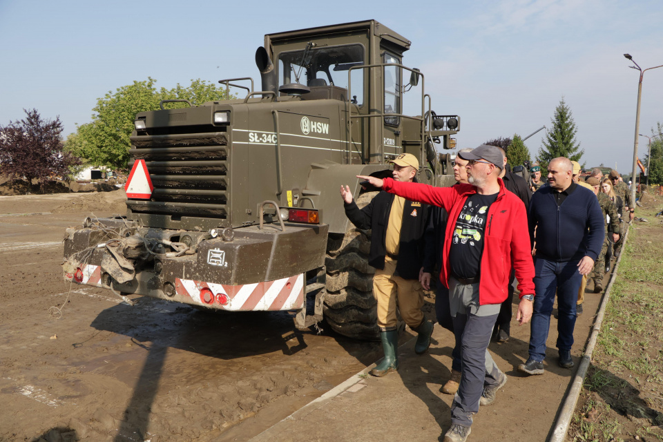 Wizyta Władysława Kosiniaka-Kamysza i Tomasza Siemoniaka w Głuchołazach [fot. Sławomir Mielnik]