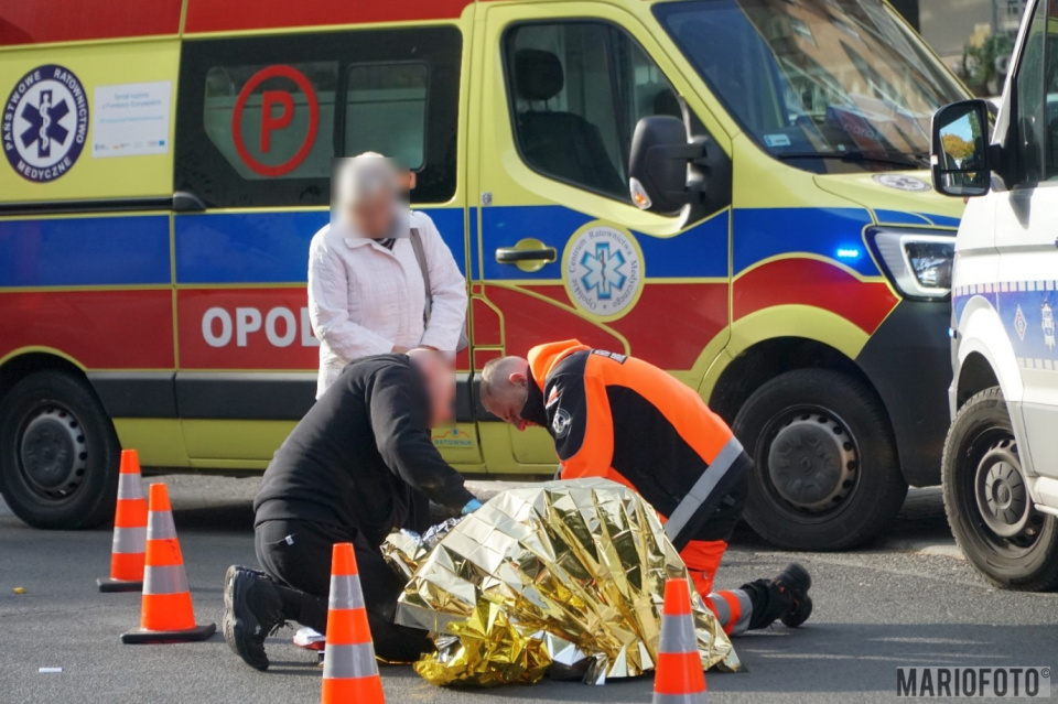 Potrącenie pieszego przy ul. Bielskiej w Opolu [fot. Mario]