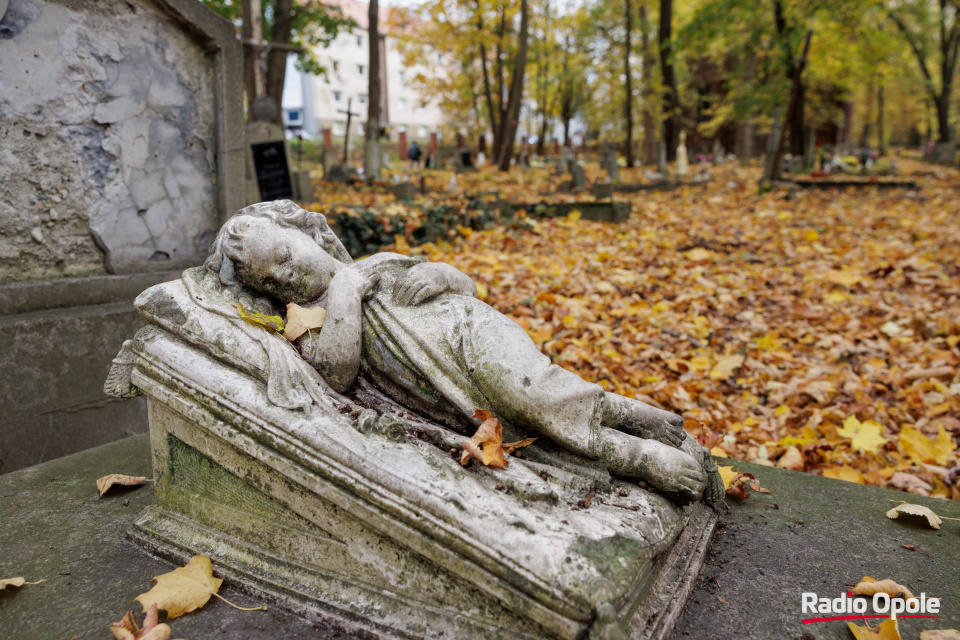 Cmentarz przy ulicy Wrocławskiej w Opolu [fot. Sławomir Mielnik]