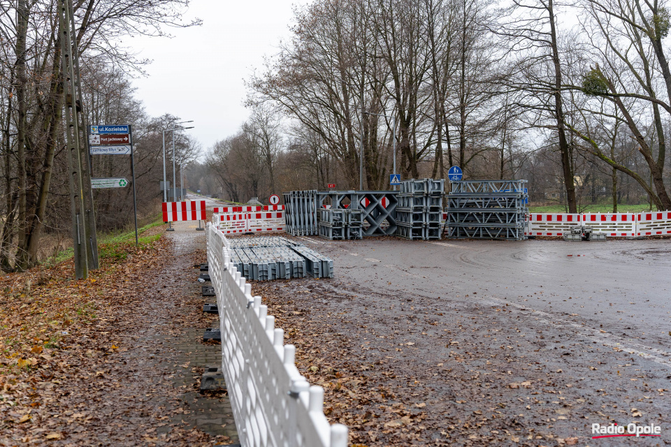 Budowa mostu na DK45 w Żywocicach [fot. Adam Dubiński]