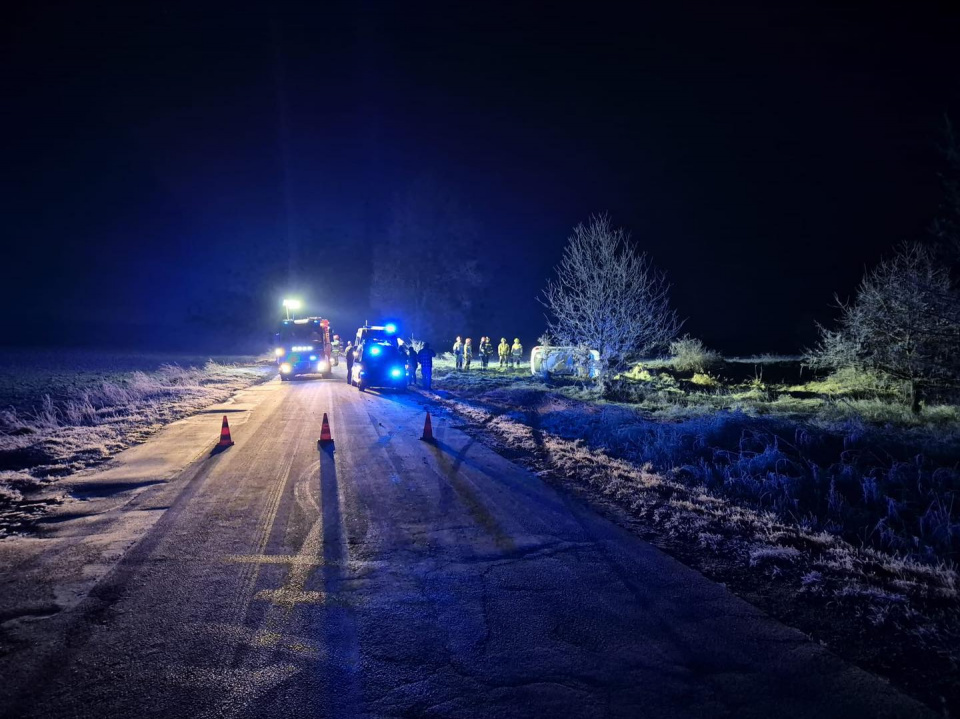 Wypadek w Bierawie [fot. fb KP PSP w Kędzierzynie-Koźlu]