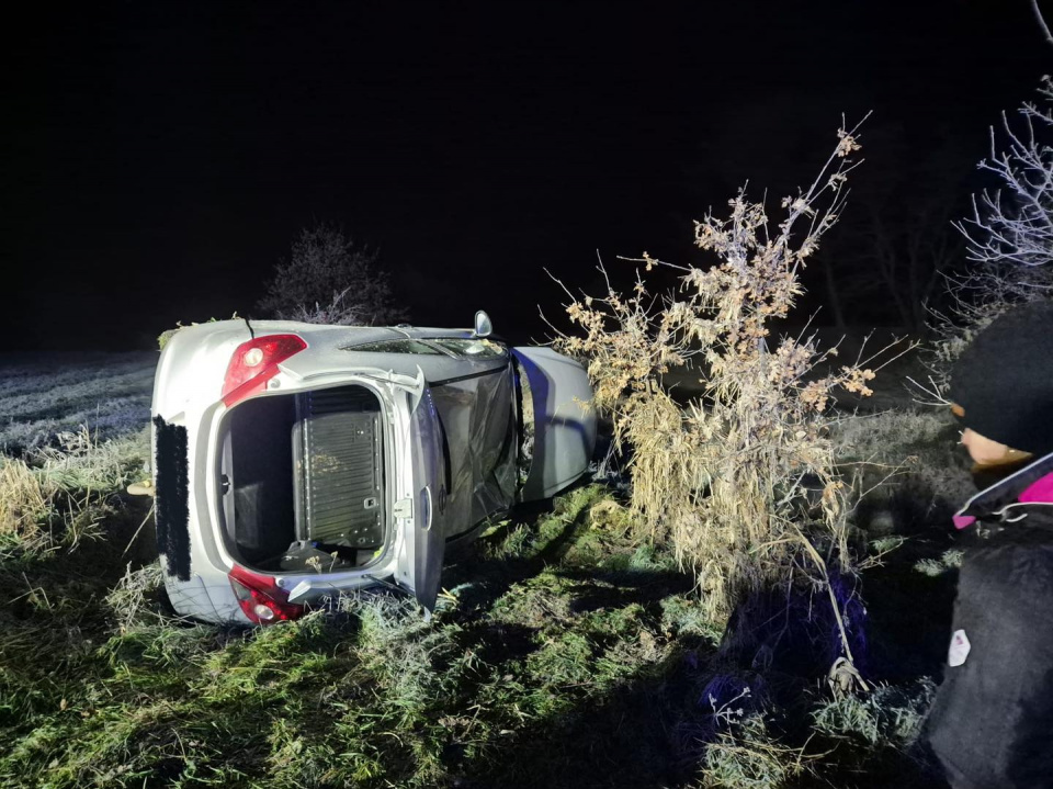 Wypadek w Bierawie [fot. fb KP PSP w Kędzierzynie-Koźlu]