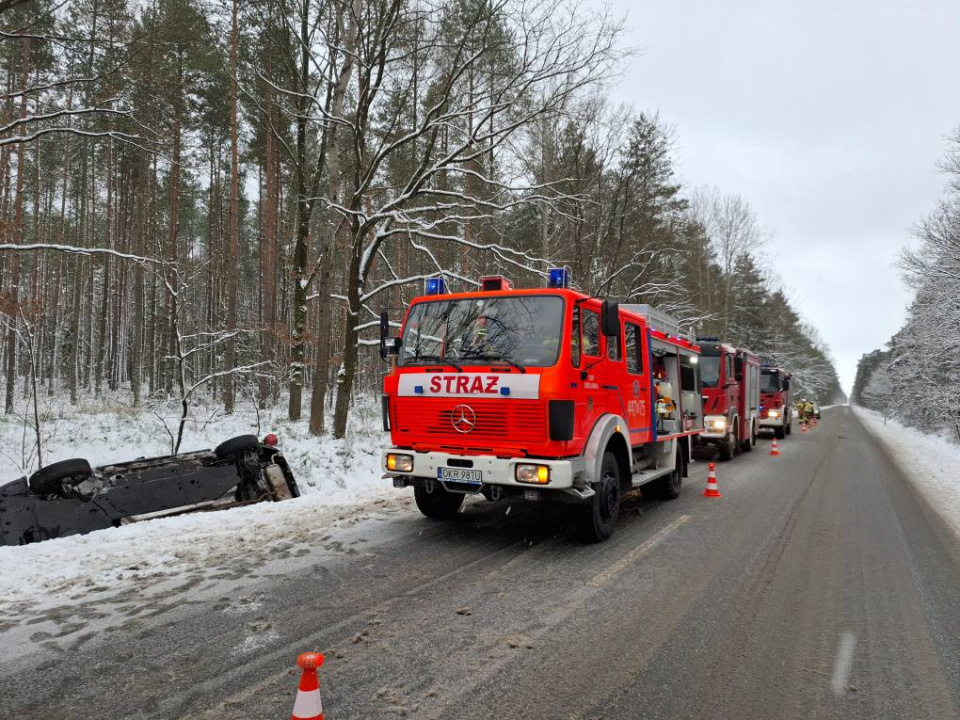 Wypadek na DW414 fot. Marek Pietruszka